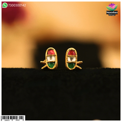 Makrakrit jadaau kundal earrings by Nandan Shringar featuring intricate kundan design and traditional craftsmanship.