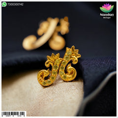 MayuraKrit Kundal - Silver (Chandani)