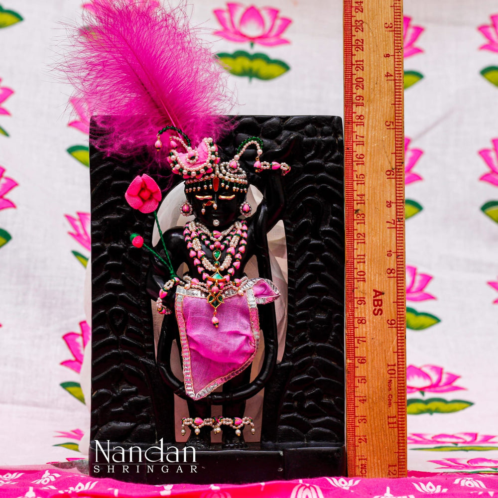 Nandan Shringar Kamal Kali Shringar jewelry with intricate design and traditional style, displayed on a white background.