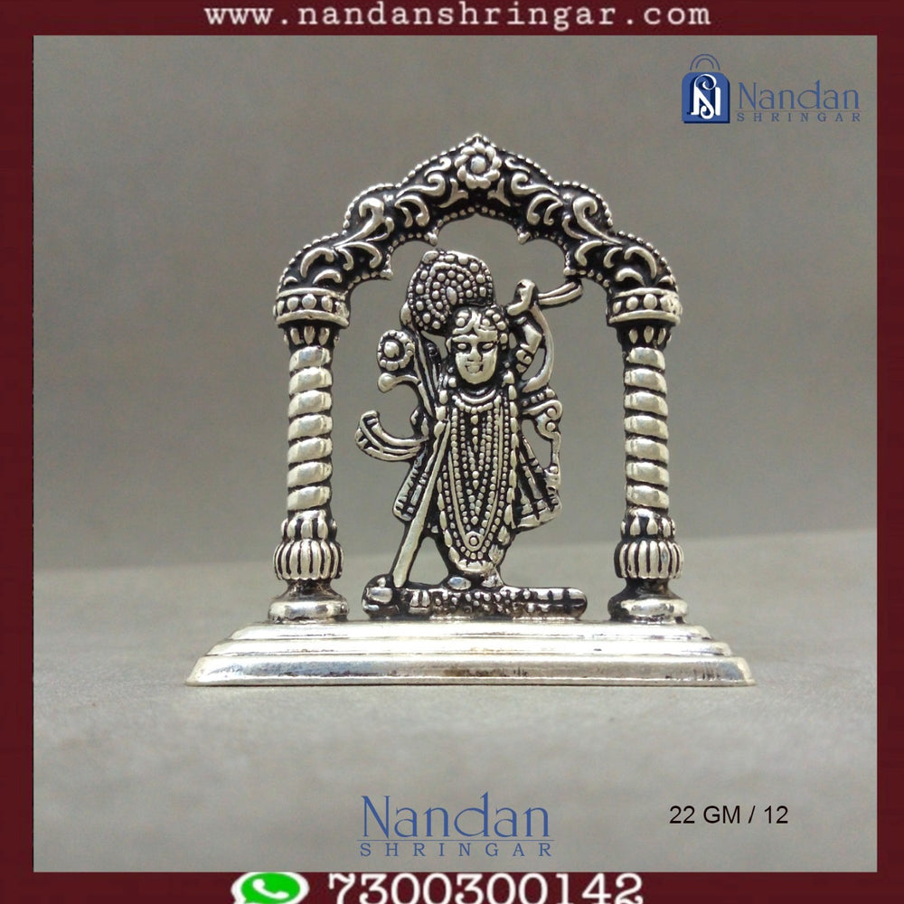 Fine silver Shreenath Ji idol by Utsav Arts, showcasing intricate Rajbhog detailing and traditional craftsmanship.