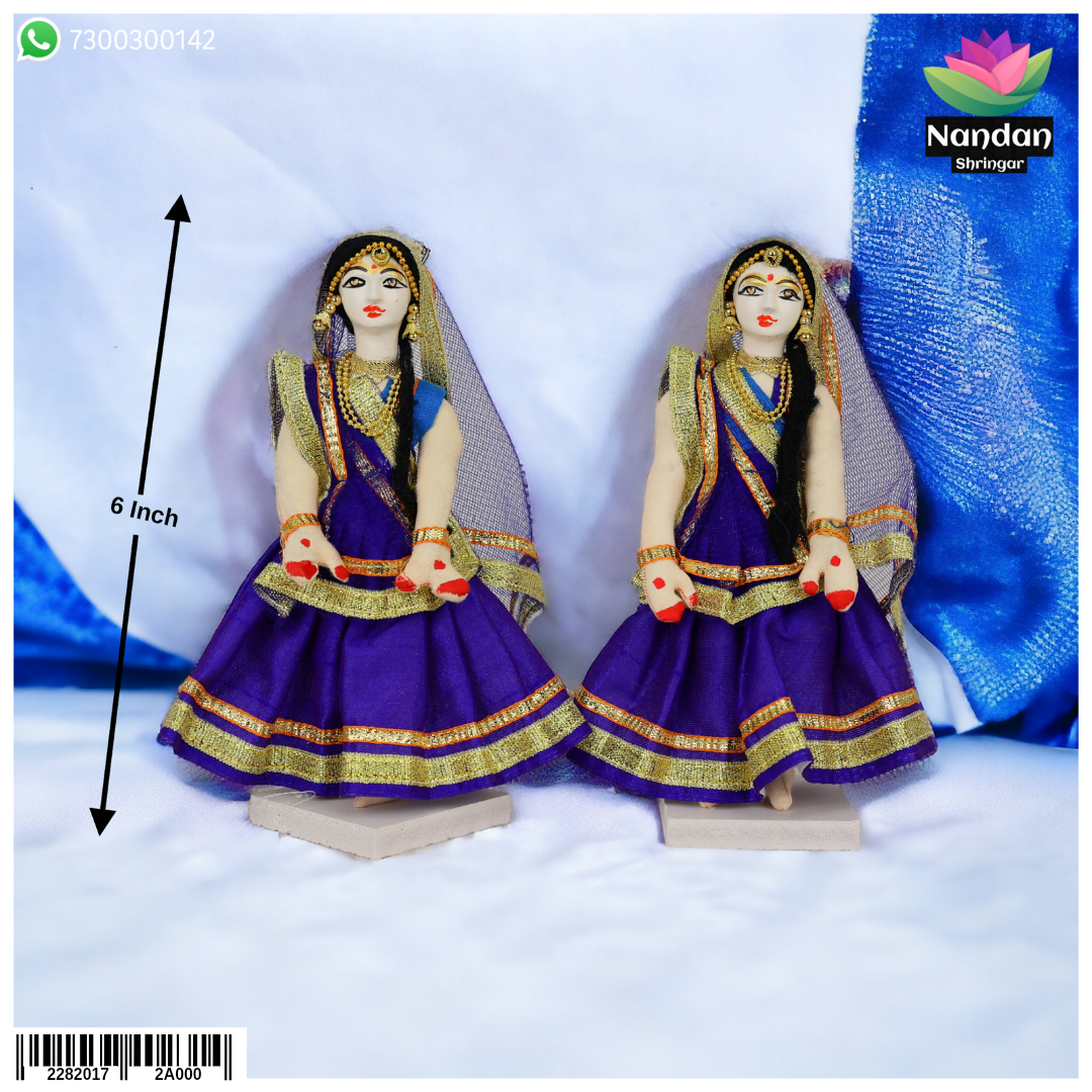 Nandanshringars cloth Gopi set, one pair of 6-inch traditional jewelry with intricate designs on a white background.