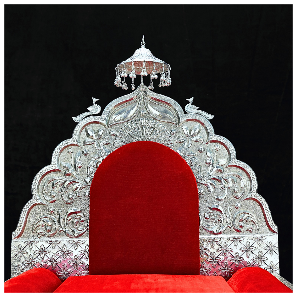 Silver Sinhasan Saagwan Wood