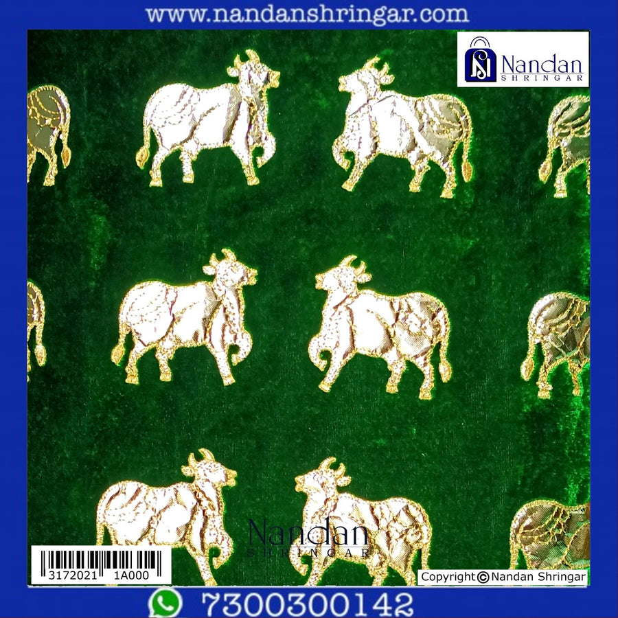 Cow Print Velvet Vastra - Green