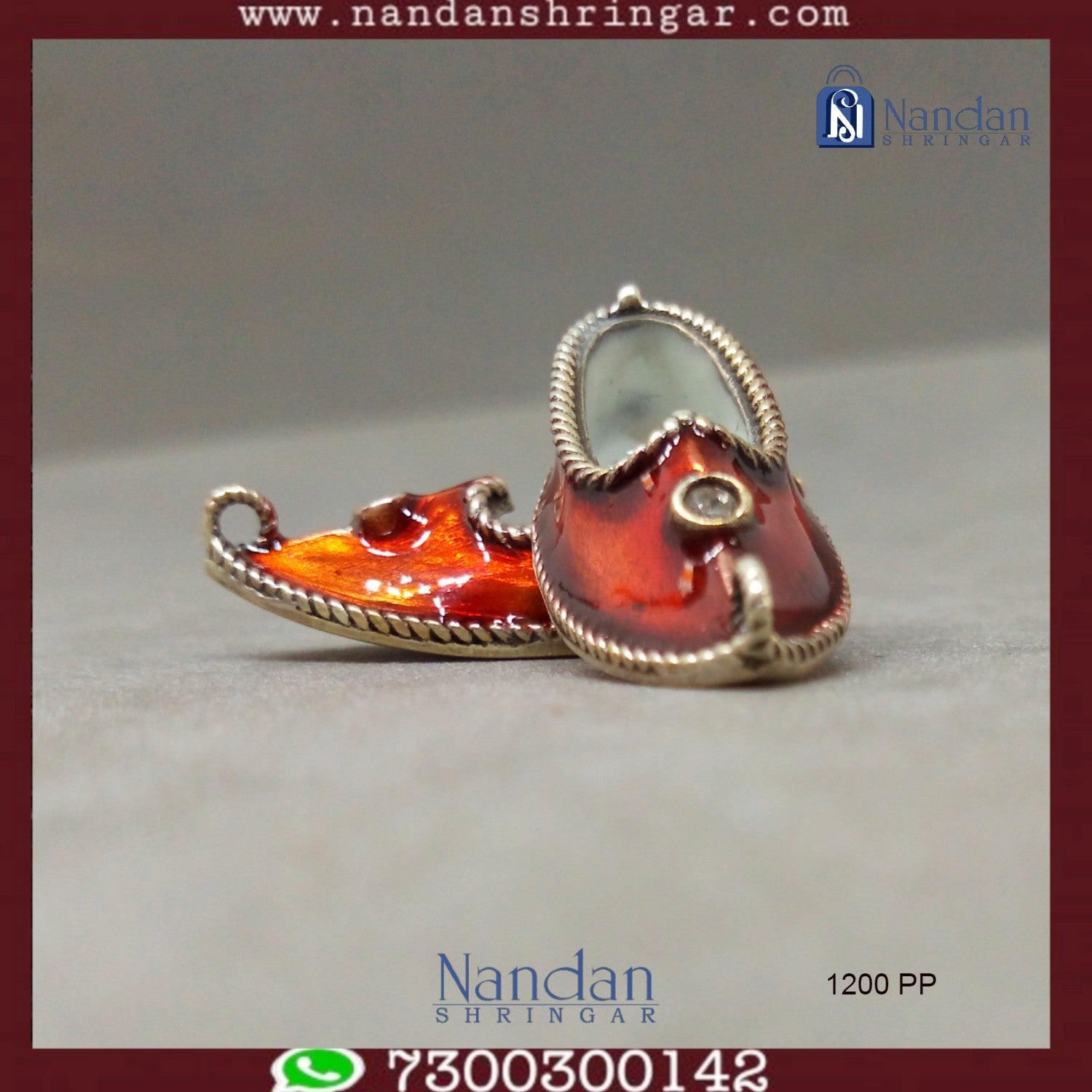 Fine silver Mojadi from Utsav Arts showcasing intricate design and craftsmanship in a traditional style.