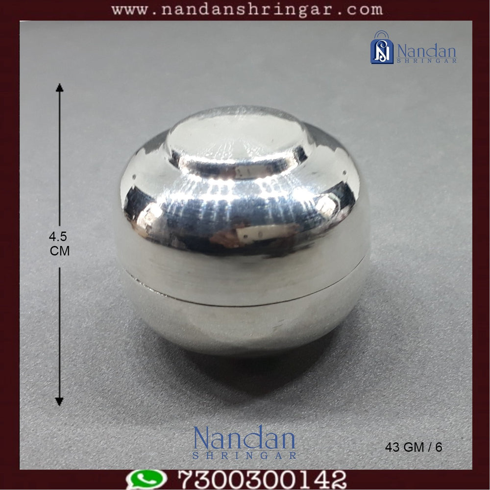 Banta Ji Fine Silver No. 3 from Utsav Arts, showcasing intricate craftsmanship and elegant design details.